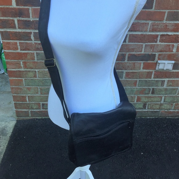 EUC Unisex Colombian Leather Messenger Crossbody - Picture 2 of 8